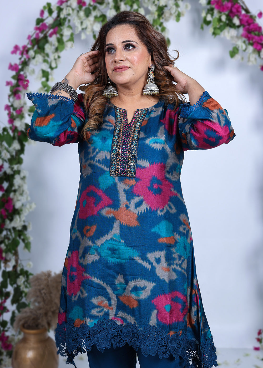 Naqsh Printed Chinnon Fabric Suit