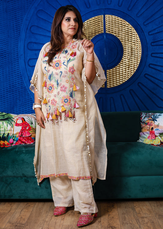 Naqsh Embroidered Co-ord Set with Tassels