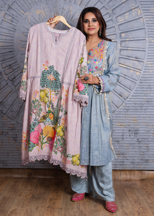 Naqsh Embroidered A-Line Kurta